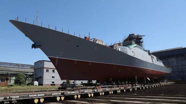 Корвет Гремящий на заводе Северная верфь Корвет Гремящий на заводе Северная верфь