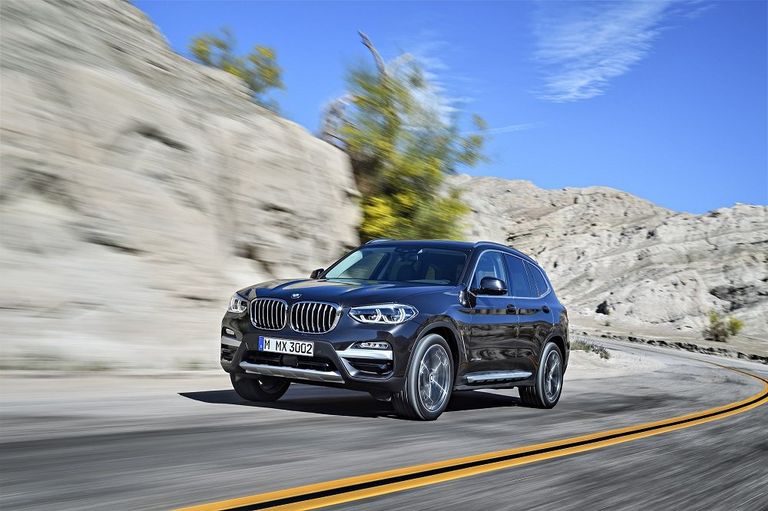 Автомобиль BMW X3 Автомобиль BMW X3