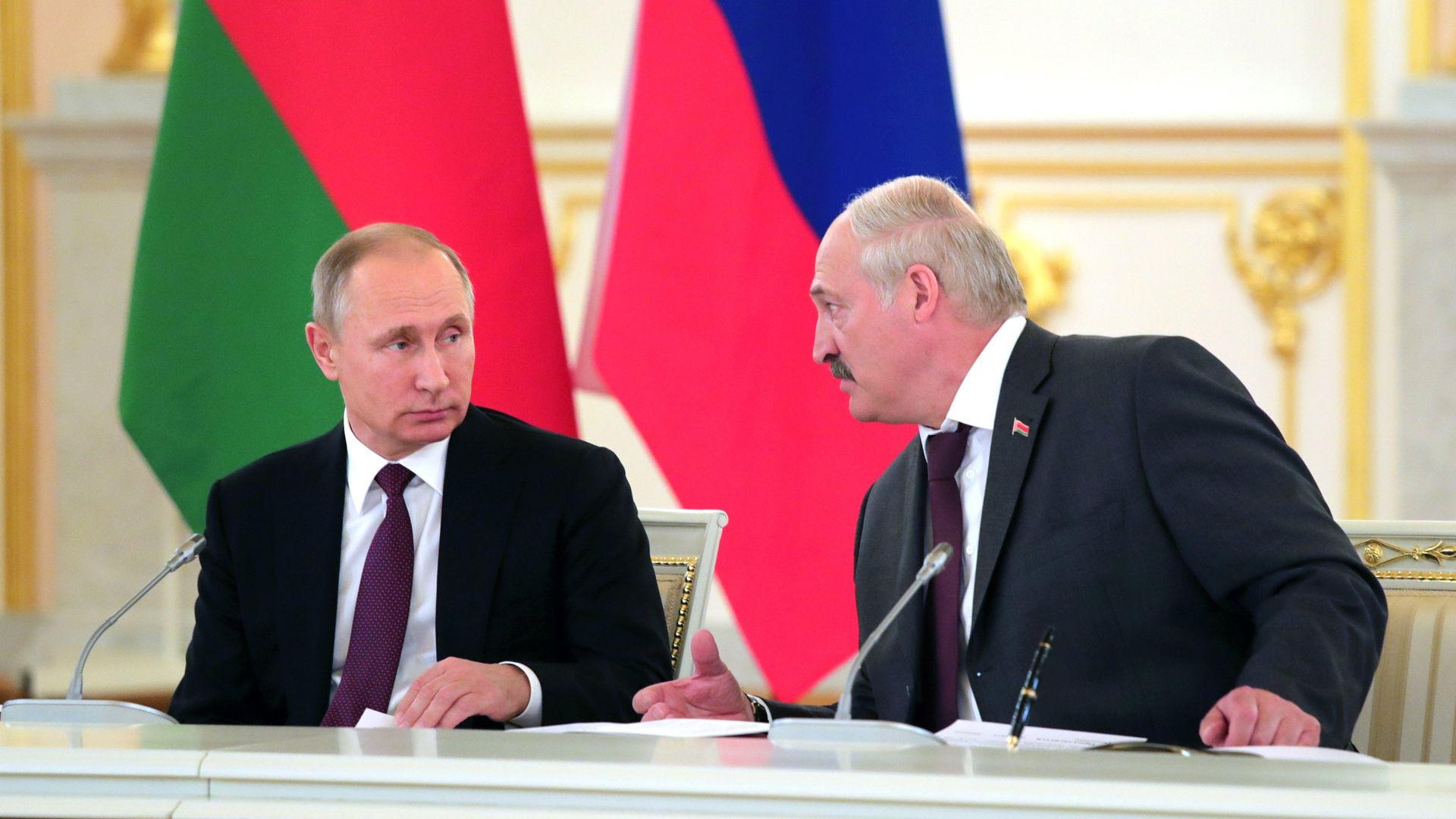 Владимир Путин и Александр Лукашенко на заседании Высшего государственного совета Союзного государства России и Белоруссии Владимир Путин и Александр Лукашенко на заседании Высшего государственного совета Союзного государства России и Белоруссии - РИА Новости, 1920, 06.04.2023