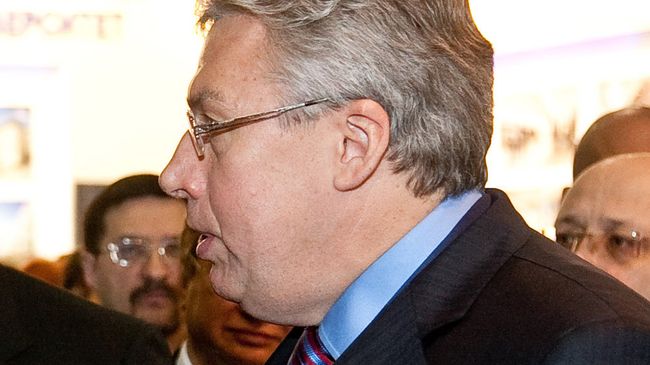Андрей Черняков в должности президента НПО Космос Андрей Черняков в должности президента НПО Космос