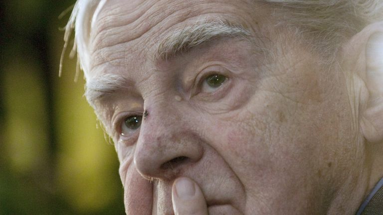 Писатель Даниил Гранин во время презентации своей книги Причуды моей памяти