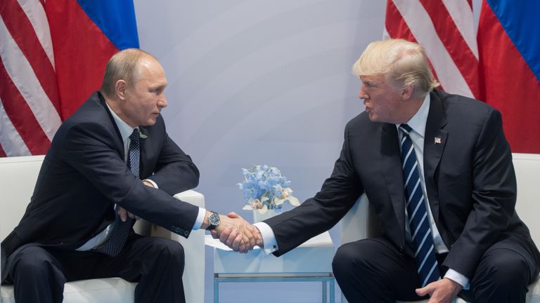 Президент России В. Путин принимает участие в саммите Группы двадцати в Гамбурге Президент России В. Путин принимает участие в саммите Группы двадцати в Гамбурге