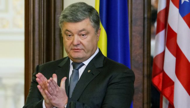 Президент украины Пётр Порошенко во время совместной пресс-конференции в Киеве. 9 июля 2017 Президент украины Пётр Порошенко во время совместной пресс-конференции в Киеве. 9 июля 2017
