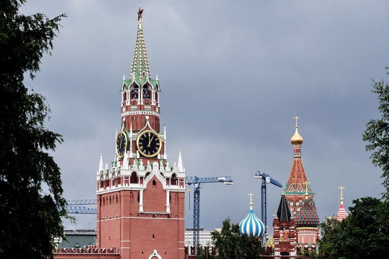 Вид на Спасскую башню Московского Кремля