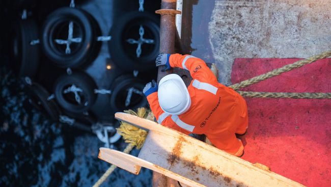 Погрузка труб для строительства морского газопровода Турецкий поток. Архивное фото Погрузка труб для строительства морского газопровода Турецкий поток. Архивное фото