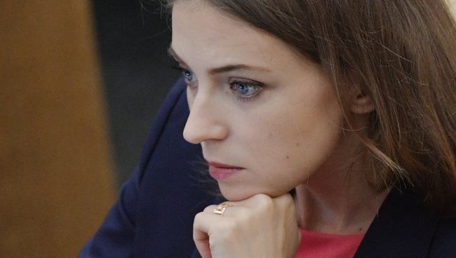 Наталья Поклонская на пленарном заседании Государственной Думы РФ. 12 июля 2017 Наталья Поклонская на пленарном заседании Государственной Думы РФ. 12 июля 2017