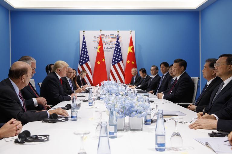 Встреча Дональда Трампа и Си Цзиньпина на полях саммита G20 Встреча Дональда Трампа и Си Цзиньпина на полях саммита G20