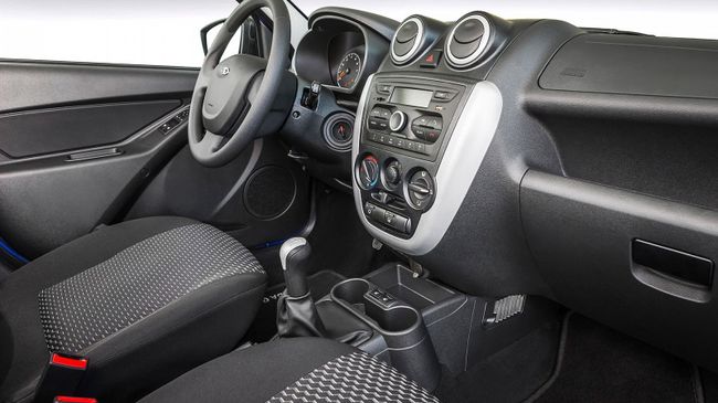 Салон автомобиля LADA Granta