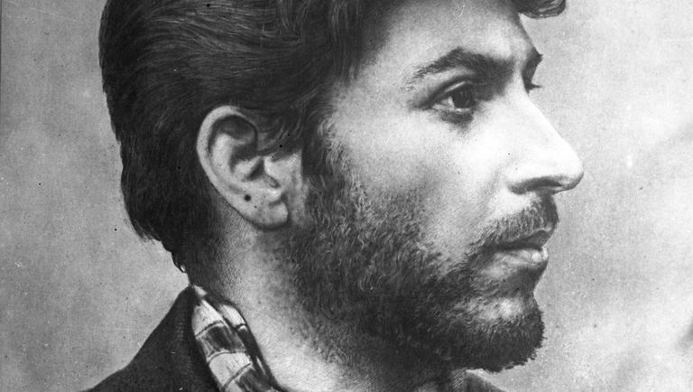 Иосиф Джугашвили (Сталин 1878-1953), член марксистского кружка Иосиф Джугашвили (Сталин 1878-1953), член марксистского кружка