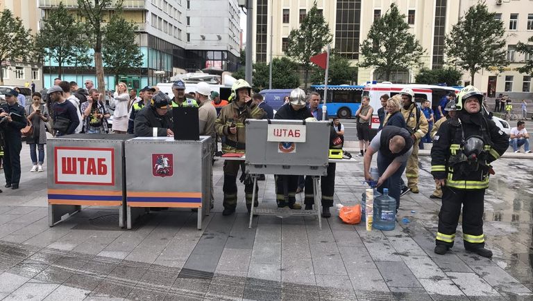 Пожар на улице Новый Арбат в Москве. 18 июля 2017 Пожар на улице Новый Арбат в Москве. 18 июля 2017