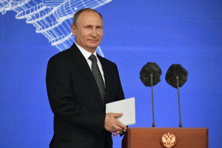 Президент РФ Владимир Путин выступает на церемонии открытия салона МАКС-2017 Президент РФ Владимир Путин выступает на церемонии открытия салона МАКС-2017