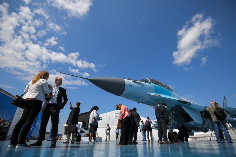 Многоцелевой истребитель МиГ-35 на Международном авиационно-космическом салоне МАКС-2017 в Жуковском. 18 июля 2017 Многоцелевой истребитель МиГ-35 на Международном авиационно-космическом салоне МАКС-2017 в Жуковском. 18 июля 2017