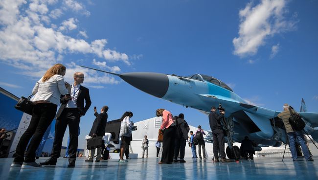 Многоцелевой истребитель МиГ-35 на Международном авиационно-космическом салоне МАКС-2017 в Жуковском. 18 июля 2017 Многоцелевой истребитель МиГ-35 на Международном авиационно-космическом салоне МАКС-2017 в Жуковском. 18 июля 2017