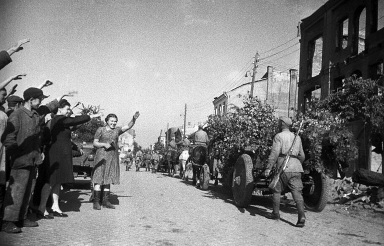 Освобождение Польши от немецко-фашистской оккупации. Великая Отечественная война 1941-1945 годов Освобождение Польши от немецко-фашистской оккупации. Великая Отечественная война 1941-1945 годов