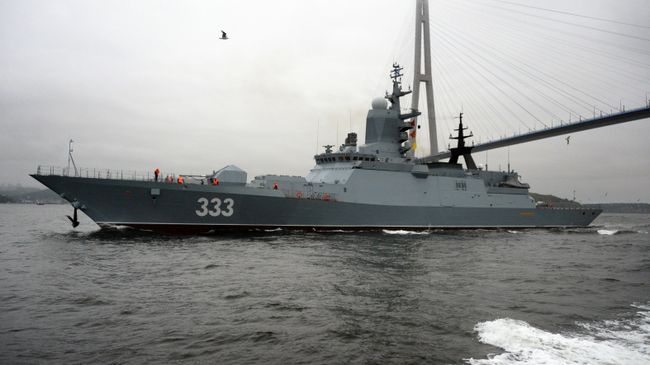 Корвет проекта 20380 Совершенный в акватории Владивостока Корвет проекта 20380 Совершенный в акватории Владивостока