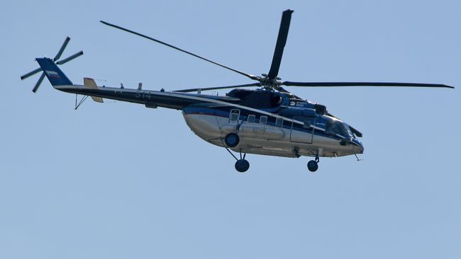Вертолет Ми-171 во время демонстрационных полетов на МАКС-2017 Вертолет Ми-171 во время демонстрационных полетов на МАКС-2017