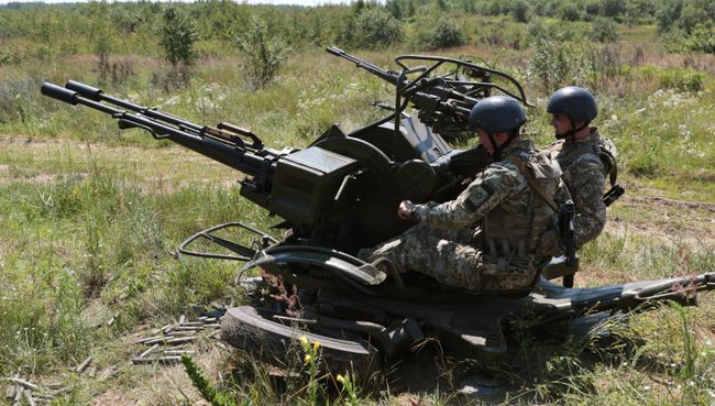 Украинские военнослужащие. Архивное фото Украинские военнослужащие. Архивное фото