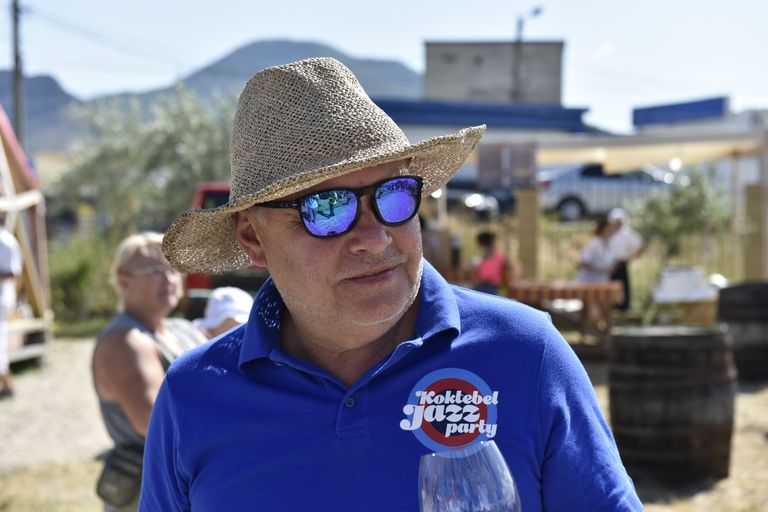 Генеральный директор МИА Россия сегодня Дмитрий Киселев на фестивале In Vino Veritas в Коктебеле Генеральный директор МИА Россия сегодня Дмитрий Киселев на фестивале In Vino Veritas в Коктебеле