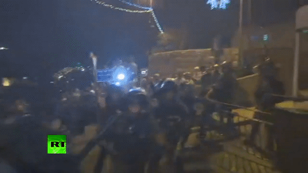В Иерусалиме израильские военные напали на корреспондента RT В Иерусалиме израильские военные напали на корреспондента RT