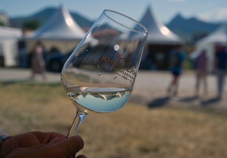 Винный фестиваль In Vino Veritas в Коктебеле Винный фестиваль In Vino Veritas в Коктебеле