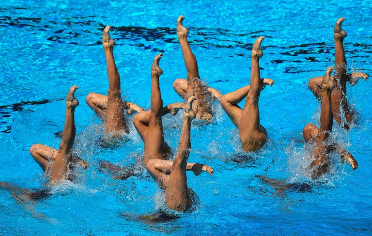 Спортсменки сборной России выступают с произвольной программой в финальных соревнованиях по синхронному плаванию среди групп на чемпионате мира FINA 2017 Спортсменки сборной России выступают с произвольной программой в финальных соревнованиях по синхронному плаванию среди групп на чемпионате мира FINA 2017