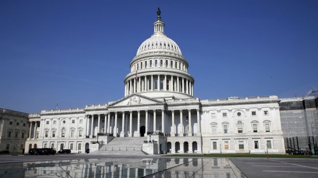 Здание Конгресса США на Капитолийском холме в Вашингтоне. Архивное фото. Архивное фото