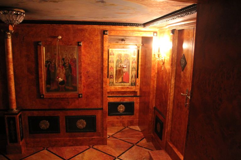 Янтарная часовня в Александровском подворье в Иерусалиме