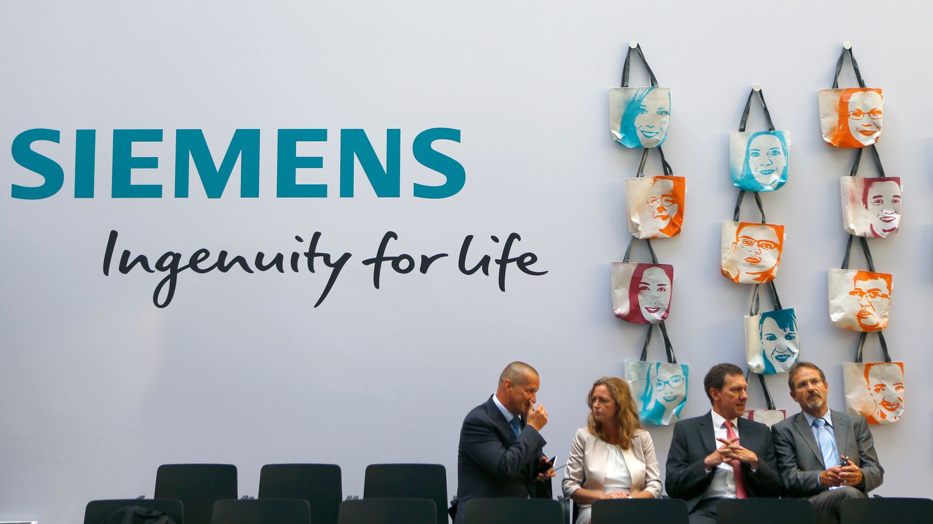 Штаб-квартира компании Siemens в Мюнхене Штаб-квартира компании Siemens в Мюнхене - РИА Новости, 1920, 19.08.2022