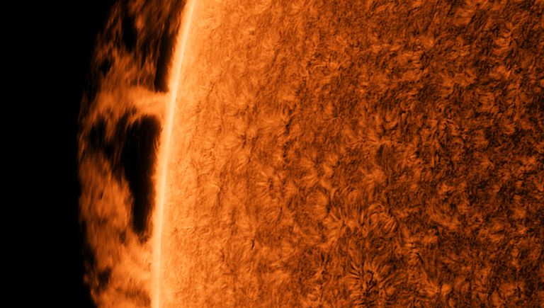 Работа фотографа Paul Andrew Eastern Prominence, вошедшая в шорт-лист Insight Astronomy Photographer of the Year 2017 Работа фотографа Paul Andrew Eastern Prominence, вошедшая в шорт-лист Insight Astronomy Photographer of the Year 2017