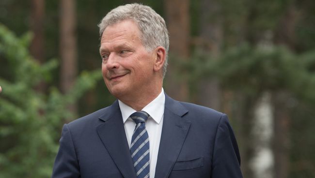Президент РФ Владимир Путин и президент Финляндии Саули Ниинисте (справа). Архивное фото