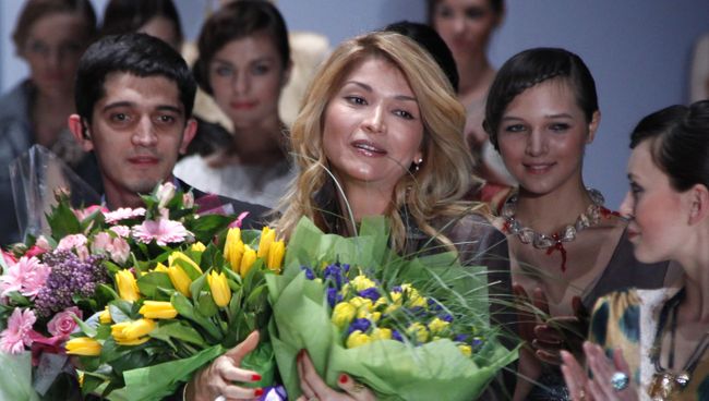 Дизайнер Гульнара Каримова на Неделе моды Merсedes-Benz Fashion Week, 2011. Архивное фото Дизайнер Гульнара Каримова на Неделе моды Merсedes-Benz Fashion Week, 2011. Архивное фото