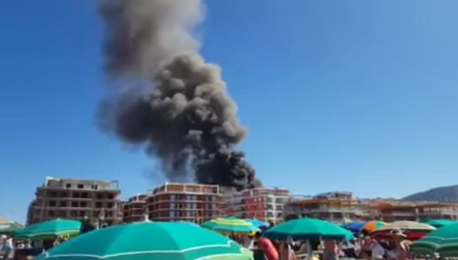 Взрыв в ресторане в Албании. Стоп-кадр с видео Взрыв в ресторане в Албании. Стоп-кадр с видео