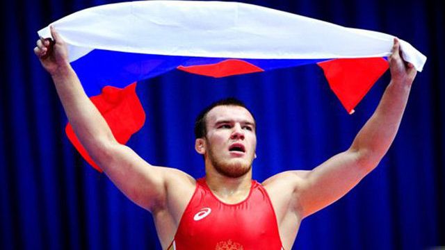 Двукратный победитель юниорского чемпионата Европы по борьбе Юрий Власко Двукратный победитель юниорского чемпионата Европы по борьбе Юрий Власко - РИА Новости, 1920, 05.01.2026