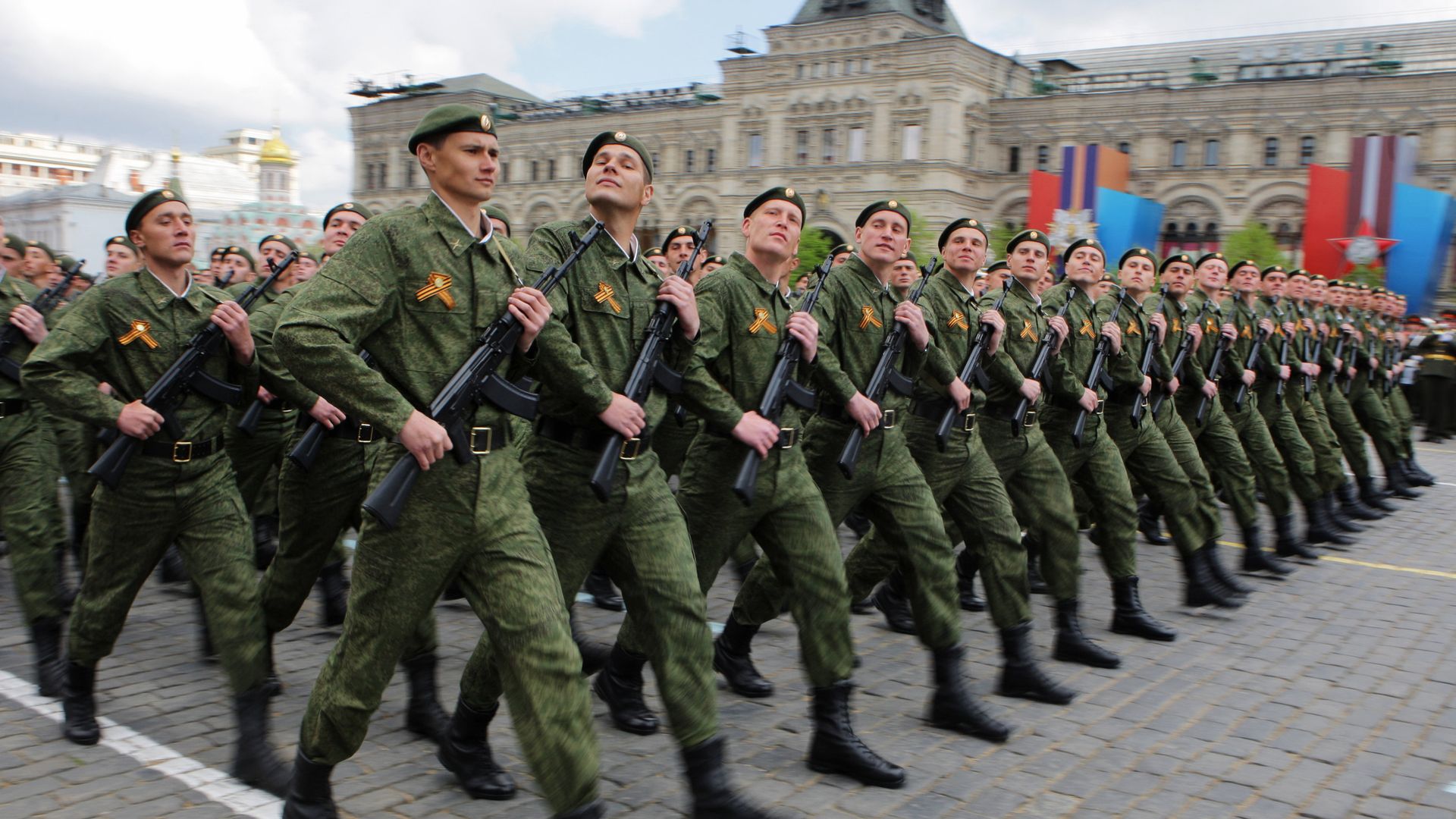Парадный расчет Сухопутных войск вооруженных сил РФ Парадный расчет Сухопутных войск вооруженных сил РФ - РИА Новости, 1920, 01.10.2024