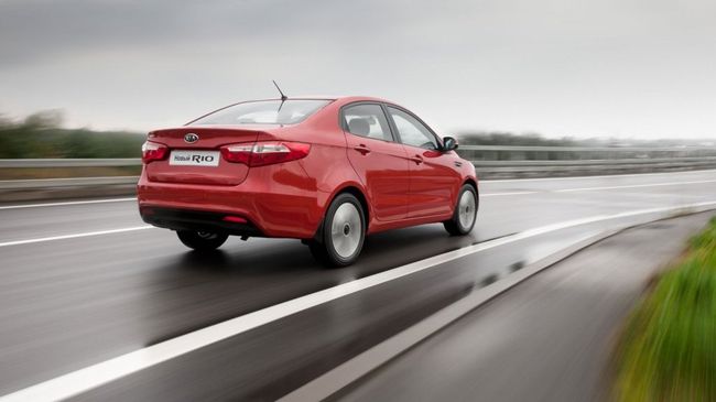 Автомобиль Kia Rio Автомобиль Kia Rio