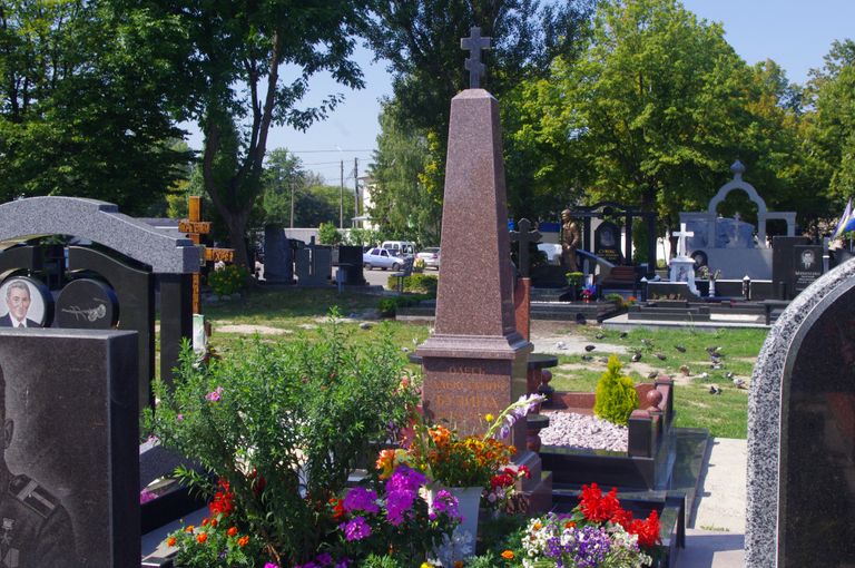 Могила Олеся Бузины 