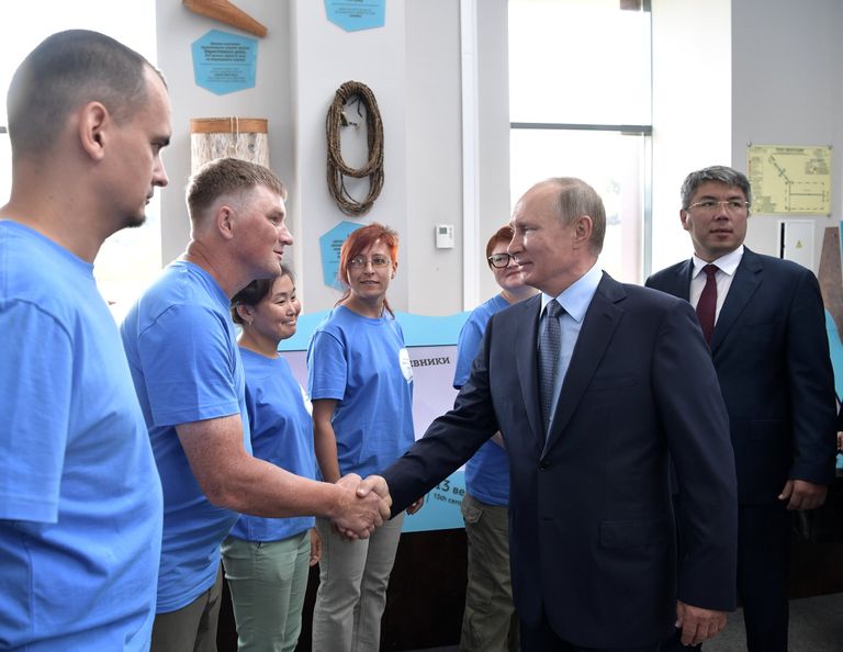 Рабочая поездка президента РФ В. Путина в Бурятию Рабочая поездка президента РФ В. Путина в Бурятию