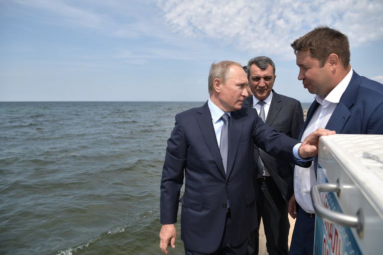 Президент РФ Владимир Путин в Байкальском государственном природном биосферном заповеднике. 3 августа 2017 Президент РФ Владимир Путин в Байкальском государственном природном биосферном заповеднике. 3 августа 2017