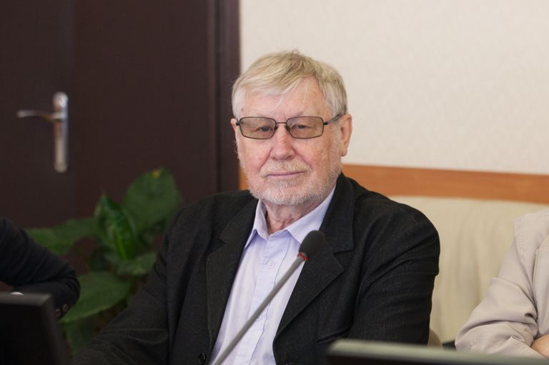 Николай Алексеевич Кудряшов - заведующий кафедрой прикладной математики Национального исследовательского ядерного университета «МИФИ», доктор физико-математических наук Николай Алексеевич Кудряшов - заведующий кафедрой прикладной математики Национального исследовательского ядерного университета «МИФИ», доктор физико-математических наук