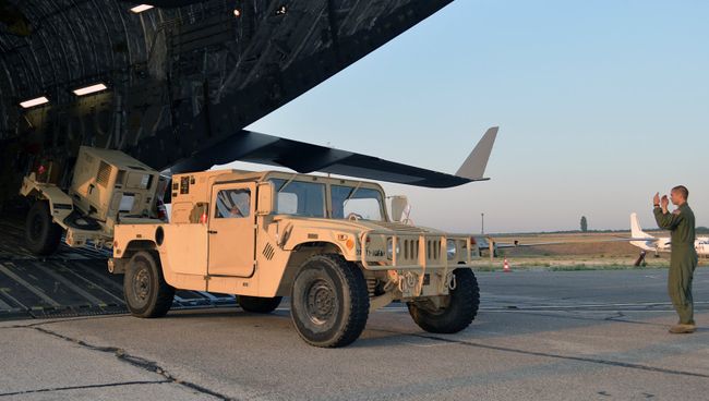 Американские военные на на тренировочной базе в Бульбоаке. Архивное фото Американские военные на на тренировочной базе в Бульбоаке. Архивное фото