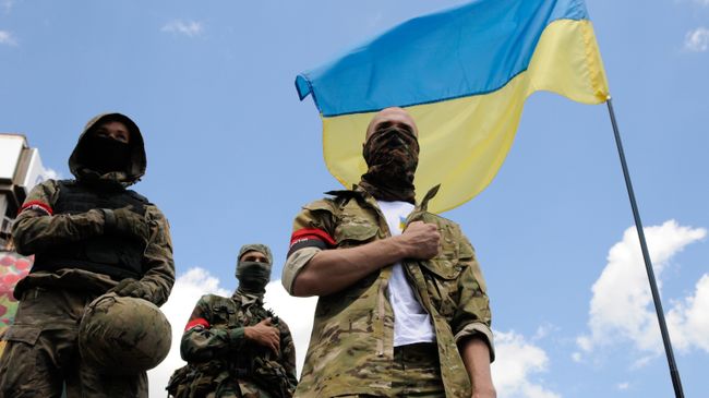 Сторонники радикального движения Правый сектор (экстремистская организация, запрещена в России) в Киеве. Архивное фото. Сторонники радикального движения Правый сектор (экстремистская организация, запрещена в России) в Киеве. Архивное фото.