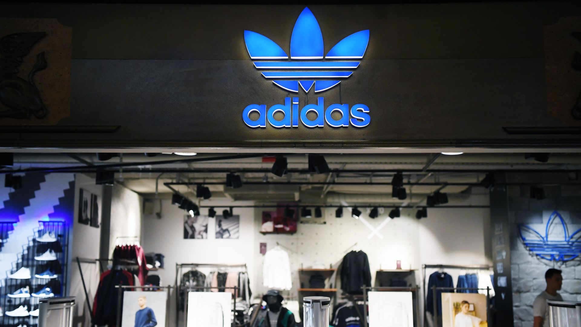 Один из магазинов спортивной одежды и обуви Adidas Один из магазинов спортивной одежды и обуви Adidas - РИА Новости, 1920, 09.03.2022