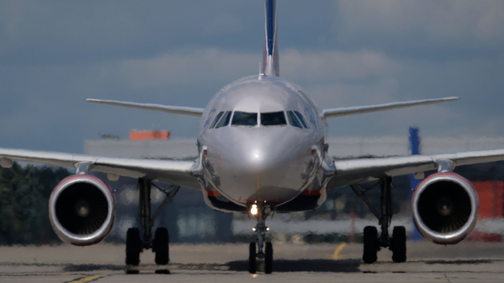 Airbus A320 в аэропорту Шереметьево в Москве Airbus A320 в аэропорту Шереметьево в Москве - РИА Новости, 1920, 04.10.2026