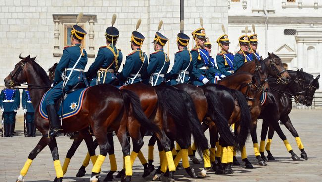 Военнослужащие Президентского полка во время развода конного караула, в рамках подготовки к фестивалю Спасская башня Военнослужащие Президентского полка во время развода конного караула, в рамках подготовки к фестивалю Спасская башня