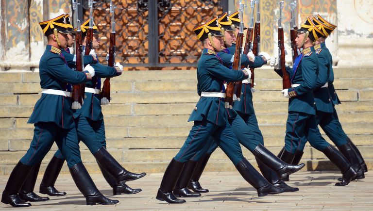 Военнослужащие Президентского полка во время развода конного караула, в рамках подготовки к фестивалю Спасская башня Военнослужащие Президентского полка во время развода конного караула, в рамках подготовки к фестивалю Спасская башня