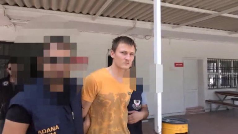 Полиция Турции задержала россиянина, якобы планировавшего сбить самолет ВВС США