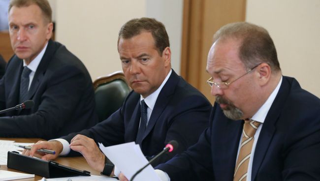Премьер-министр РФ Дмитрий Медведев на встрече с партийным активом партии Единая Россия Приволжского федерального округа. 11 августа 2017