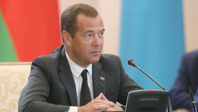 Председатель правительства РФ Дмитрий Медведев. Архивное фото Председатель правительства РФ Дмитрий Медведев. Архивное фото