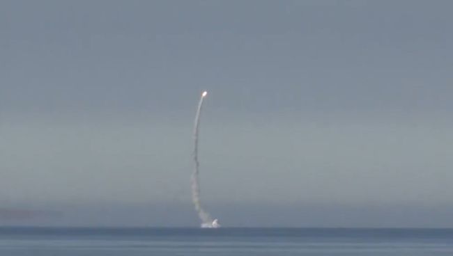 Кадры пуска Калибра из Баренцева моря по полигону в Архангельской области Кадры пуска Калибра из Баренцева моря по полигону в Архангельской области