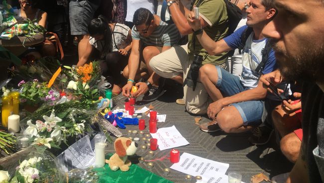Во время мероприятия посвященного памяти жертв теракта в Барселоне. 18 августа 2017 Во время мероприятия посвященного памяти жертв теракта в Барселоне. 18 августа 2017